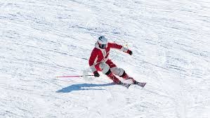 拉菲尼亚闪耀西超级杯，巴萨连冠皇马折戟