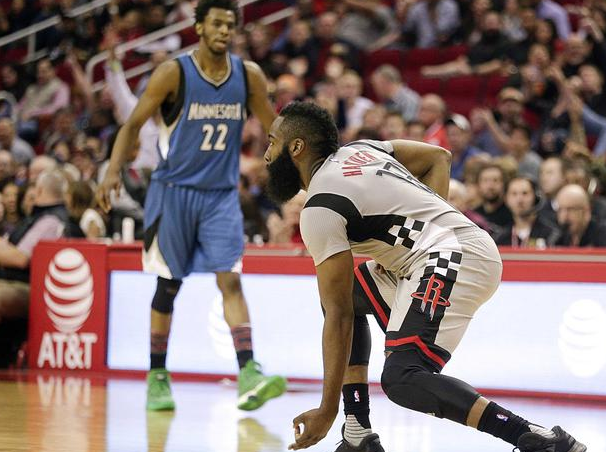 尤其是在残 尤其是在残