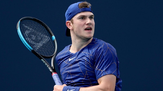 随着时间的 随着时间的