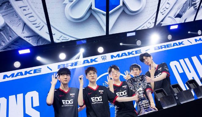 與整體性的 與整體性的